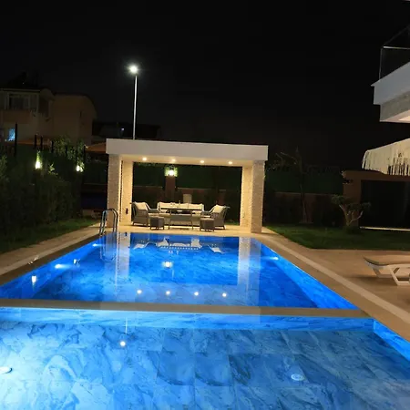 Villaozden Βίλα Μπέλεκ