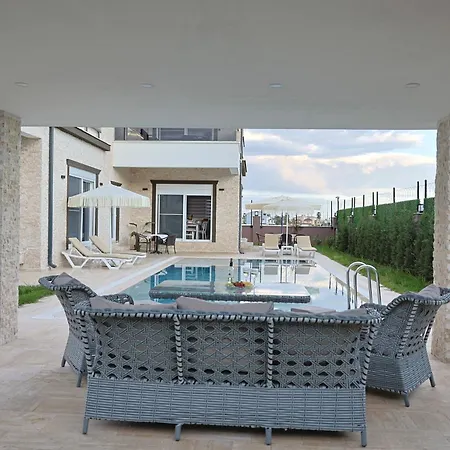 Villa Villaozden Belek