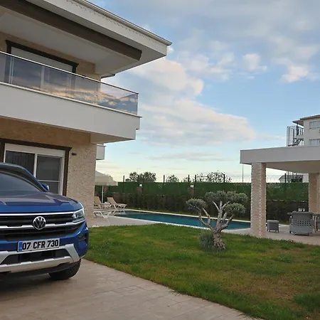 Villaozden Villa *